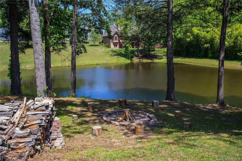 Property image 5 at 36 Copper Mill Court, Candler, NC 28715