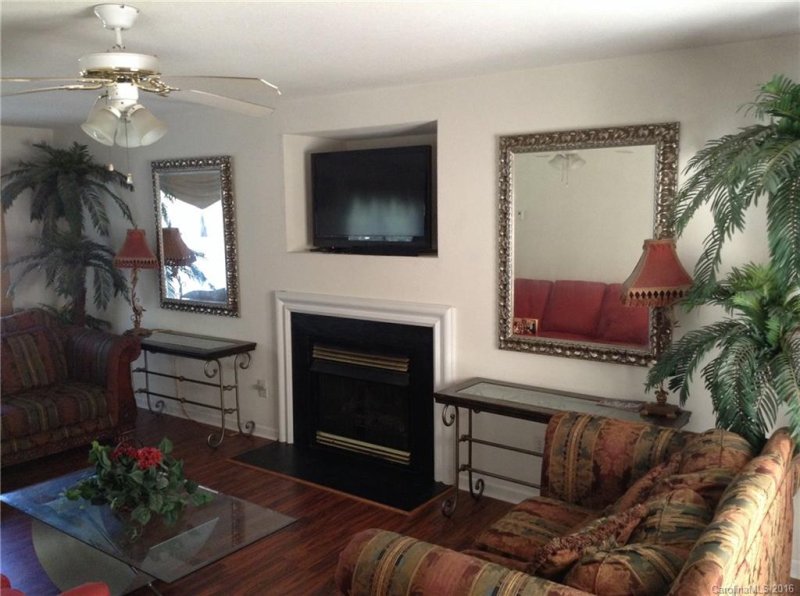 Property image 3 at 6808 Parkers Crossing Drive, Charlotte, NC 28215