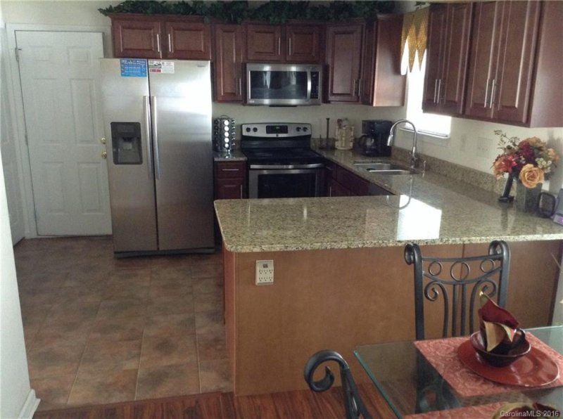 Property image 5 at 6808 Parkers Crossing Drive, Charlotte, NC 28215