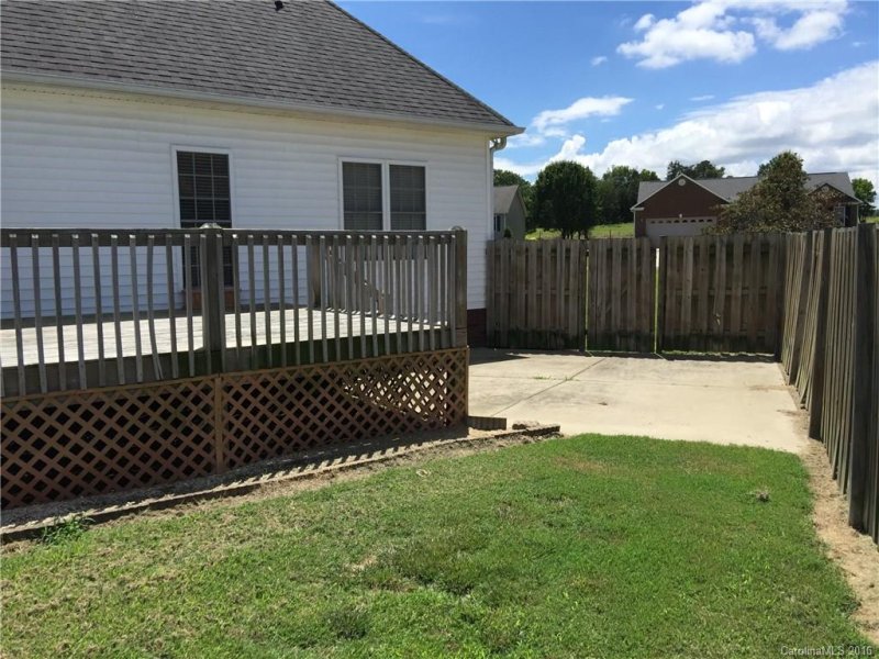 Property image 5 at 214 Birchwood Court, Oakboro, NC 28129