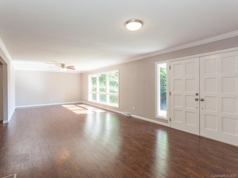 Property image 3 at 91 Beverly Lane, Waynesville, NC 28785