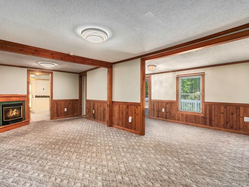 Property image 5 at 22 Karens Place, Asheville, NC 28806