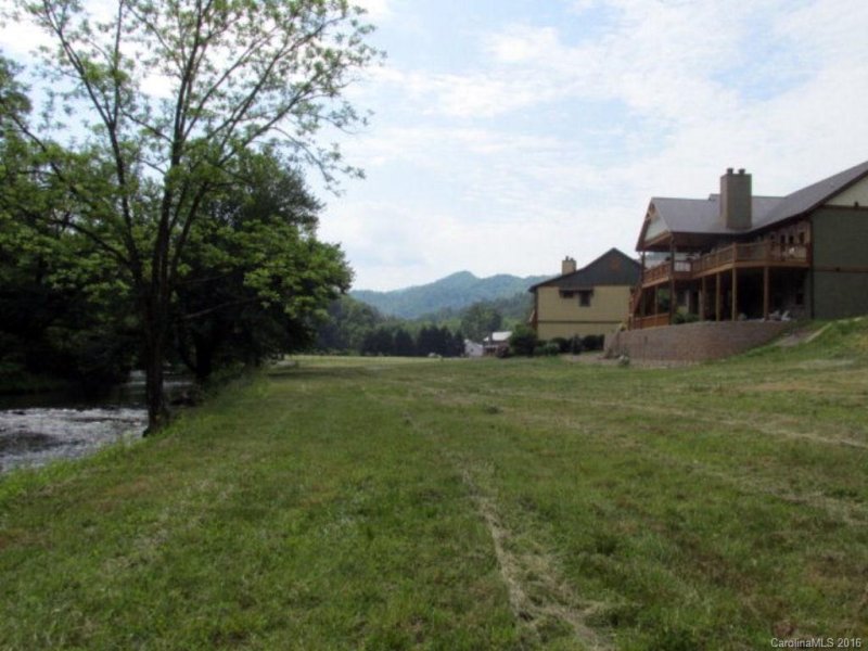 Property image 5 at 10 N Sundrops Trail, Cullowhee, NC 28723