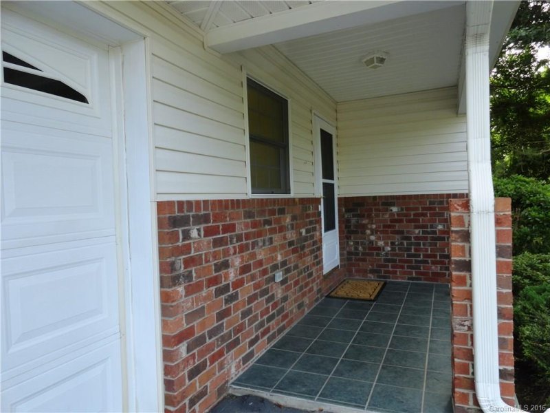 Property image 3 at 57 Ashley Hill Lane, Hendersonville, NC 28791