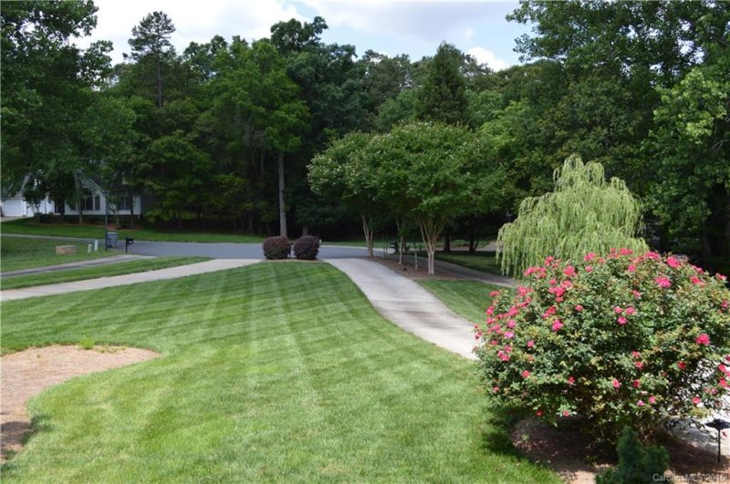 Property image 5 at 10203 Rougemont Lane, Charlotte, NC 28277