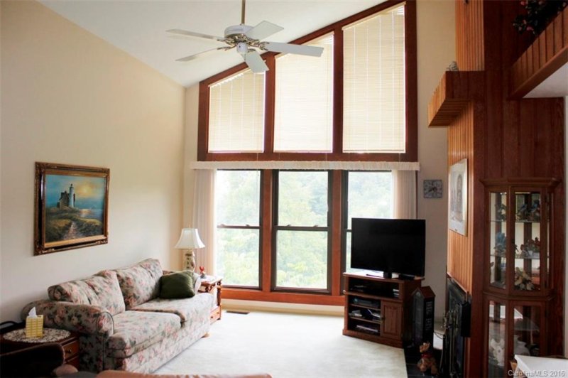 Property image 5 at 110 Woodbridge Drive, Hendersonville, NC 28739