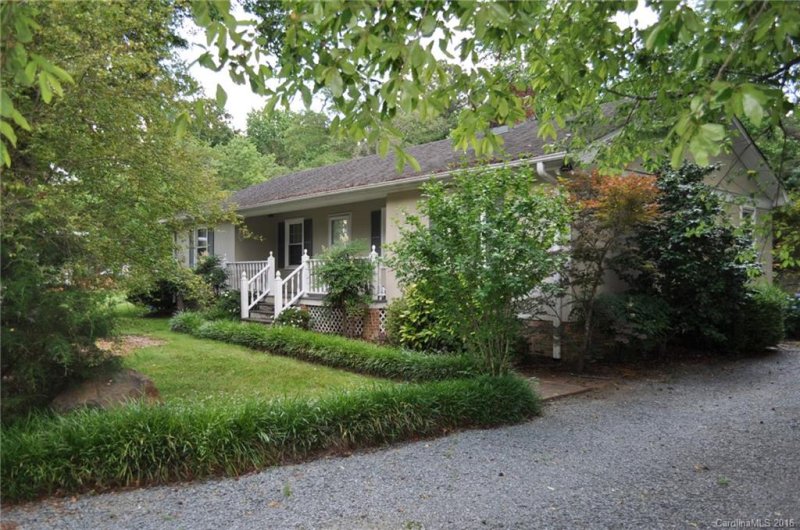 Property image 2 at 10503 Knox Avenue, Matthews, NC 28105