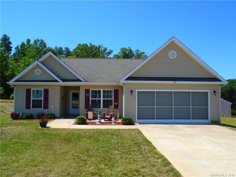 710 Lazy Oak Court