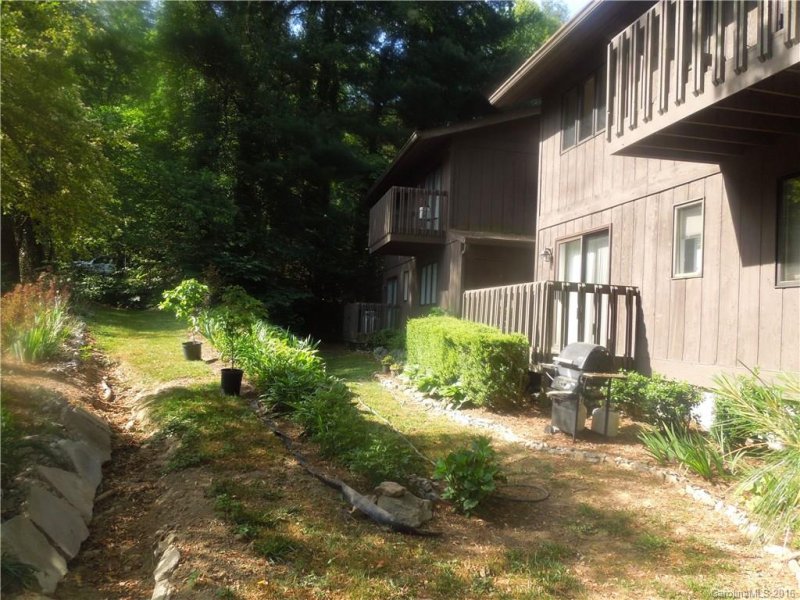 Property image 2 at 50 Maxine Lane, Hendersonville, NC 28739