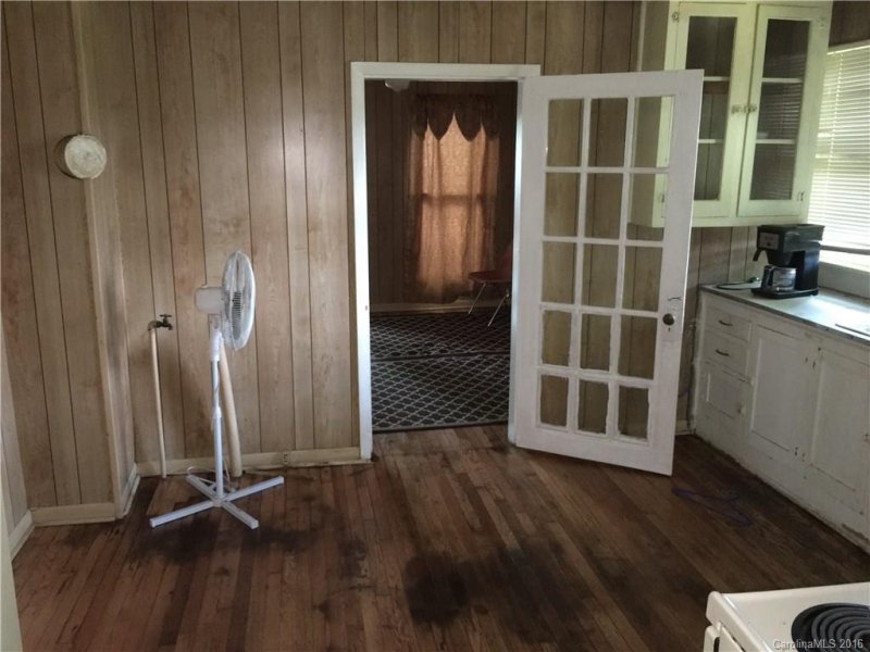 Property image 2 at 620 24th Street, Hickory, NC 28602