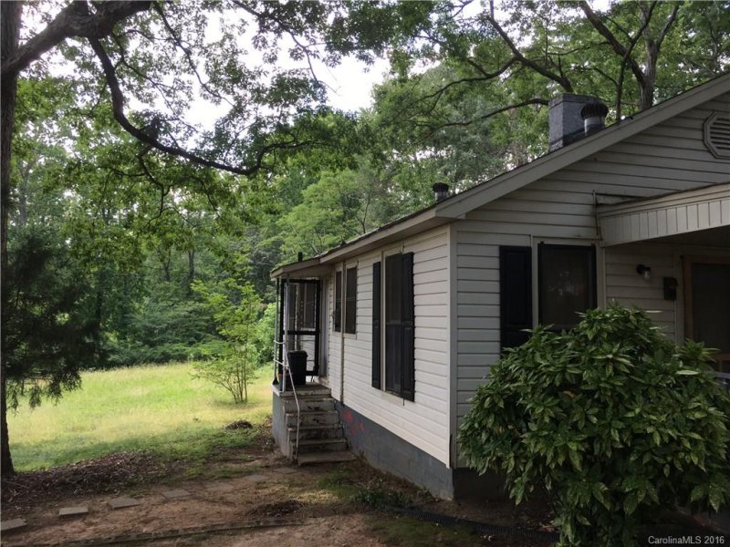 Property image 4 at 620 24th Street, Hickory, NC 28602