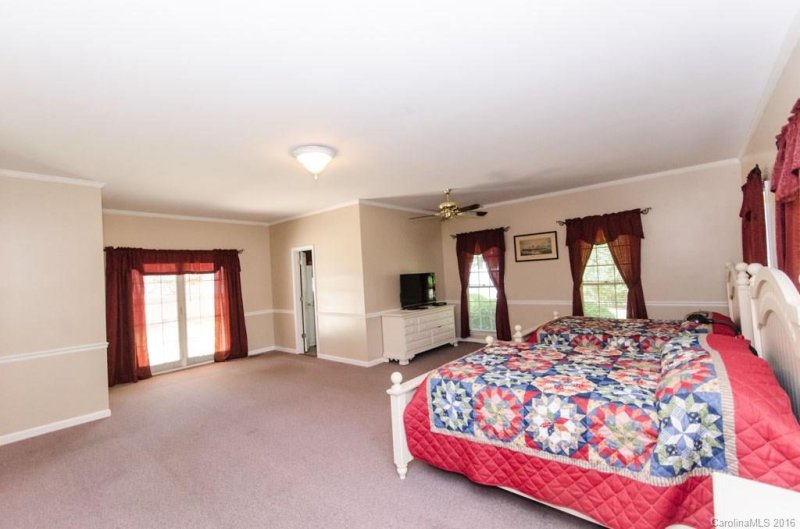 Property image 5 at 102 Cardinal Court, Lincolnton, NC 28092