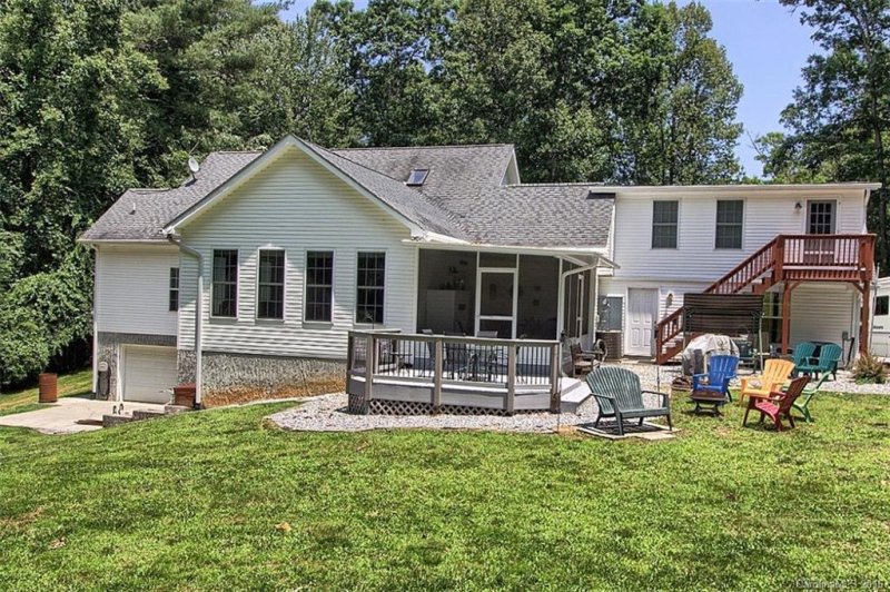 Property image 3 at 224 Terrace Field Trail, Flat Rock, NC 28731