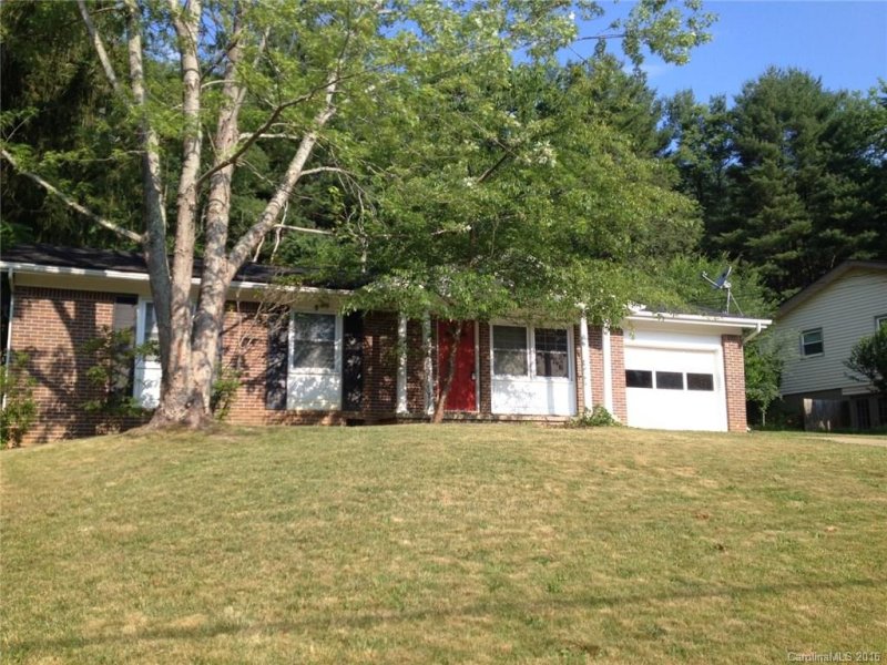 Property image 2 at 4 Hillview Road, Asheville, NC 28805