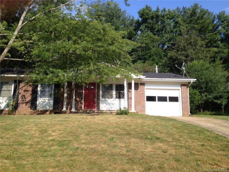 Property image 3 at 4 Hillview Road, Asheville, NC 28805