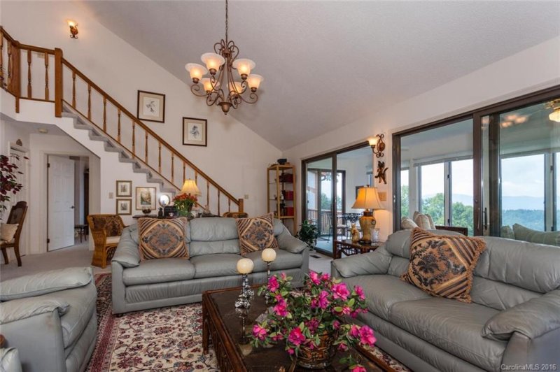 Property image 2 at 1704 Fleetwood Plaza, Hendersonville, NC 28739