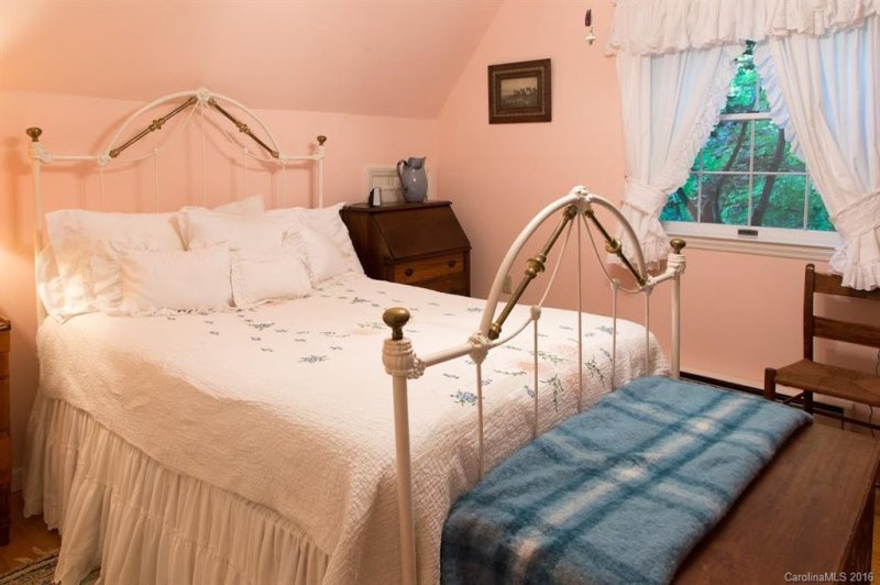 Property image 5 at 1487 S Country Club Drive, Cullowhee, NC 28723