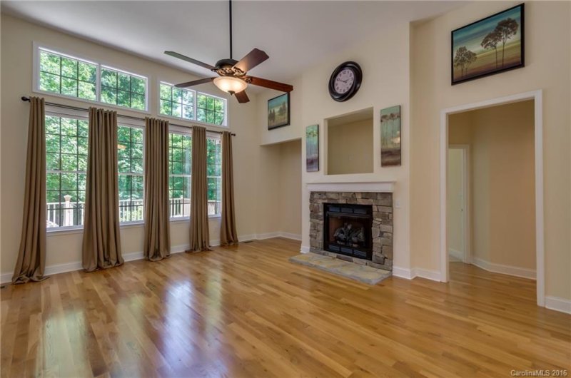 Property image 2 at 147 Bridge Lane, Tryon, NC 28782