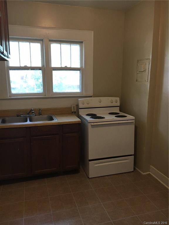 Property image 4 at 2120 B Avenue, Charlotte, NC 28216