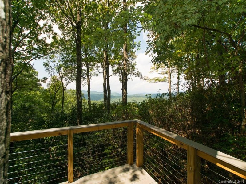 Property image 3 at 15 Rambling Creek Road, Hendersonville, NC 28739