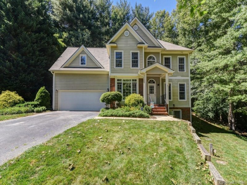 36 Weston Heights Drive