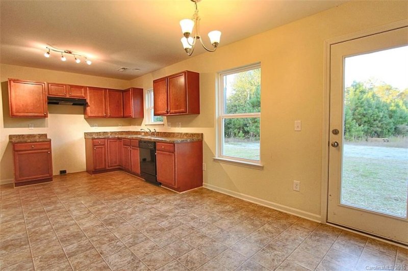 Property image 4 at 1219 Salvadore Court, Gastonia, NC 28052