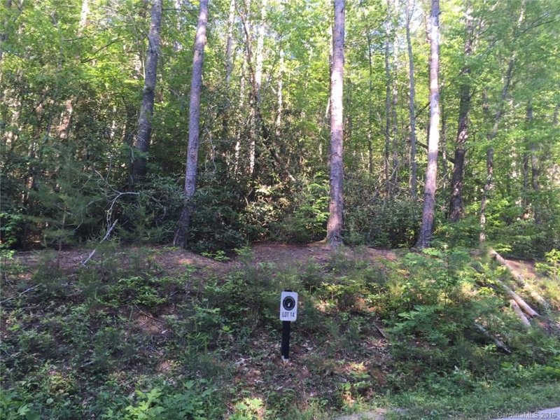 Property image 2 at 40 Crossing Circle, Fairview, NC 28730