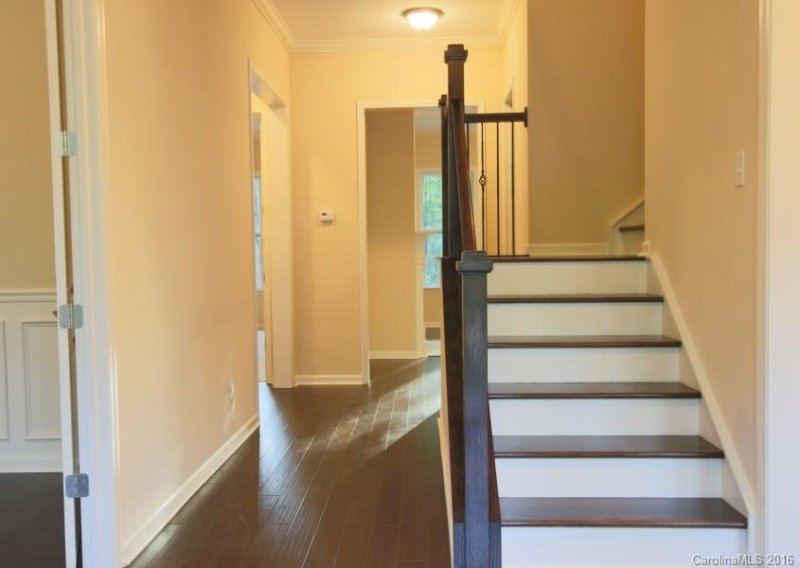 Property image 3 at 8402 Aspen Court, Charlotte, NC 28227