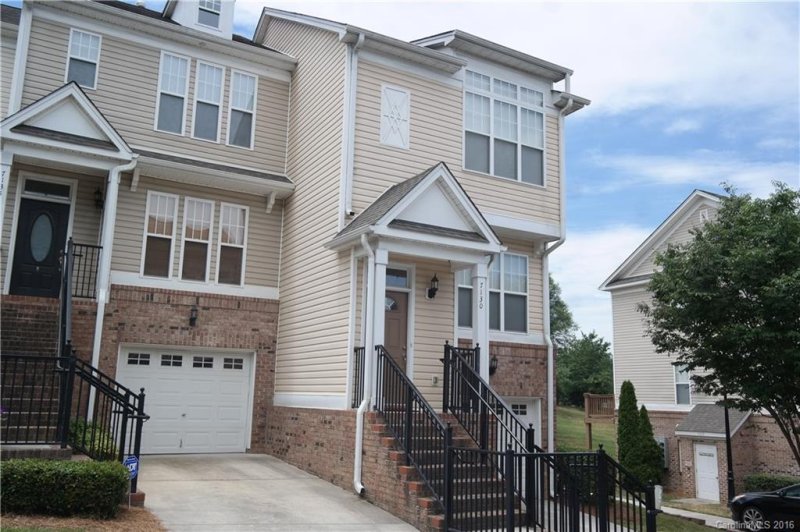 Property image 3 at 7130 Founders Club Court, Charlotte, NC 28269