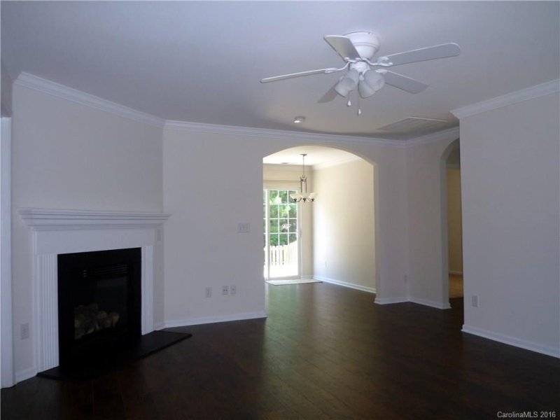 Property image 5 at 6824 Parkers Crossing Drive, Charlotte, NC 28215