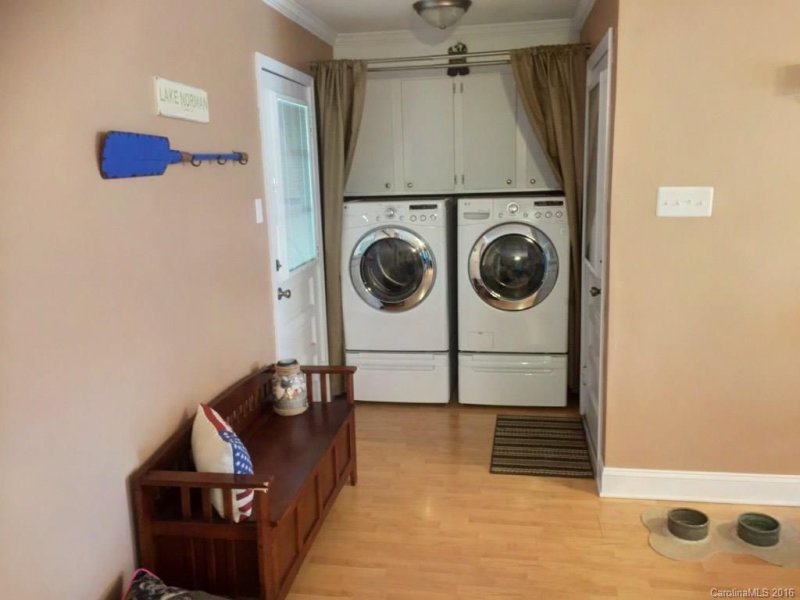 Property image 4 at 110 Barclay Lane, Mooresville, NC 28115