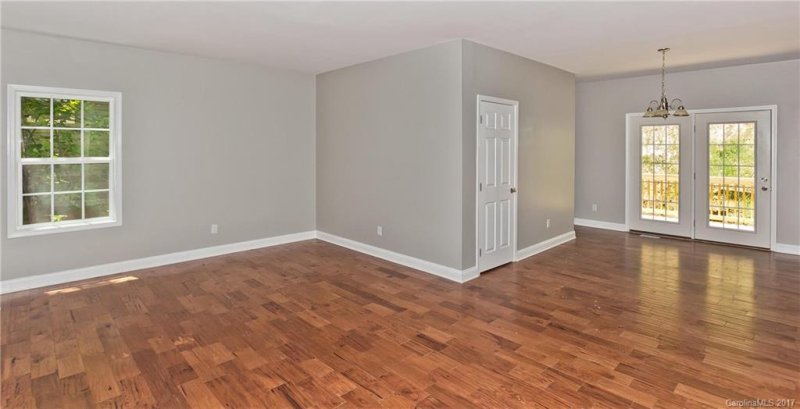 Property image 5 at 4 Coneflower Court, Black Mountain, NC 28711