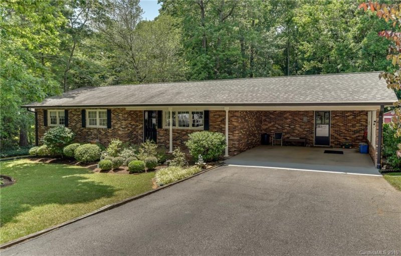 Property image 3 at 170 Case Street, Columbus, NC 28722