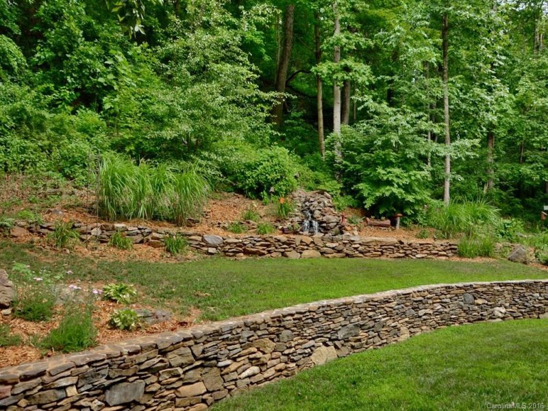 Property image 5 at 40 Stone Cliff Drive, Asheville, NC 28803