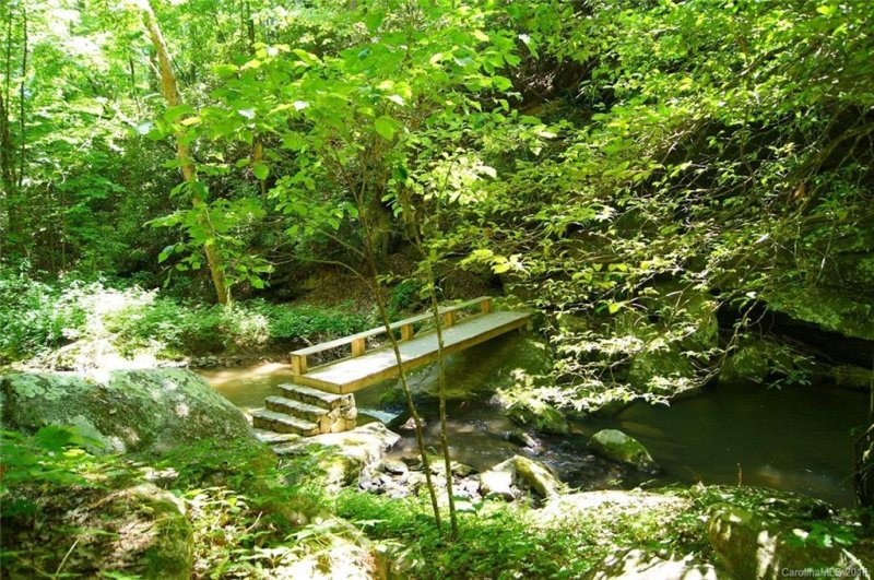 Property image 3 at 8 Winterle Road, Lake Lure, NC 28746