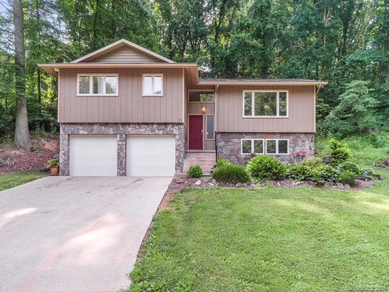 Property image 2 at 53 Lanes End Drive, Waynesville, NC 28786