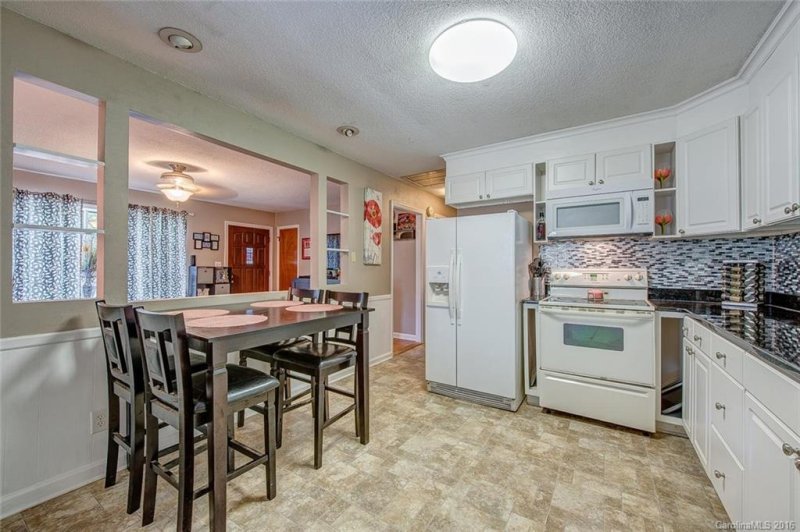 Property image 3 at 203 Point Circle, Belmont, NC 28012