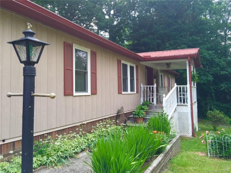 Property image 3 at 36 Mckinney Road, Asheville, NC 28806