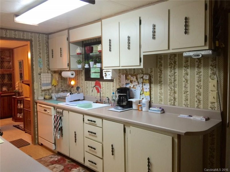 Property image 5 at 36 Mckinney Road, Asheville, NC 28806