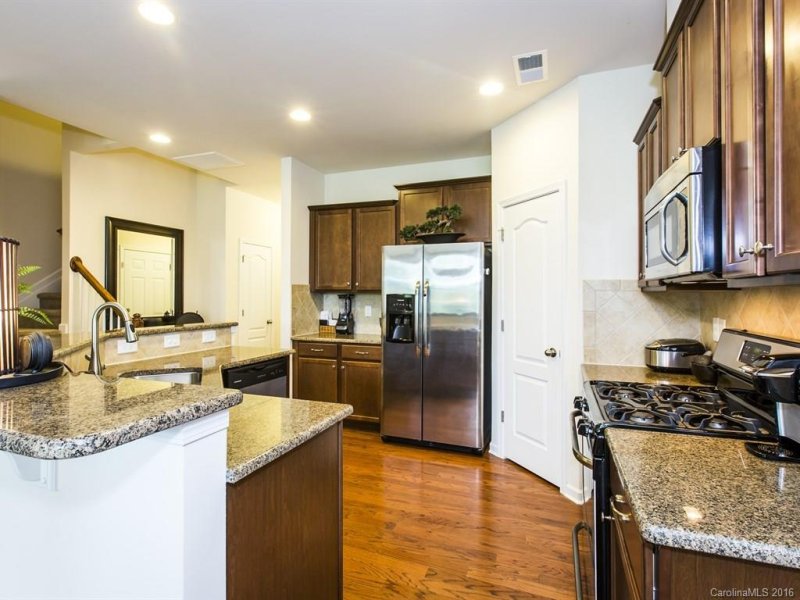 Property image 5 at 7049 Woodsbay Lane, Rock Hill, SC 29732