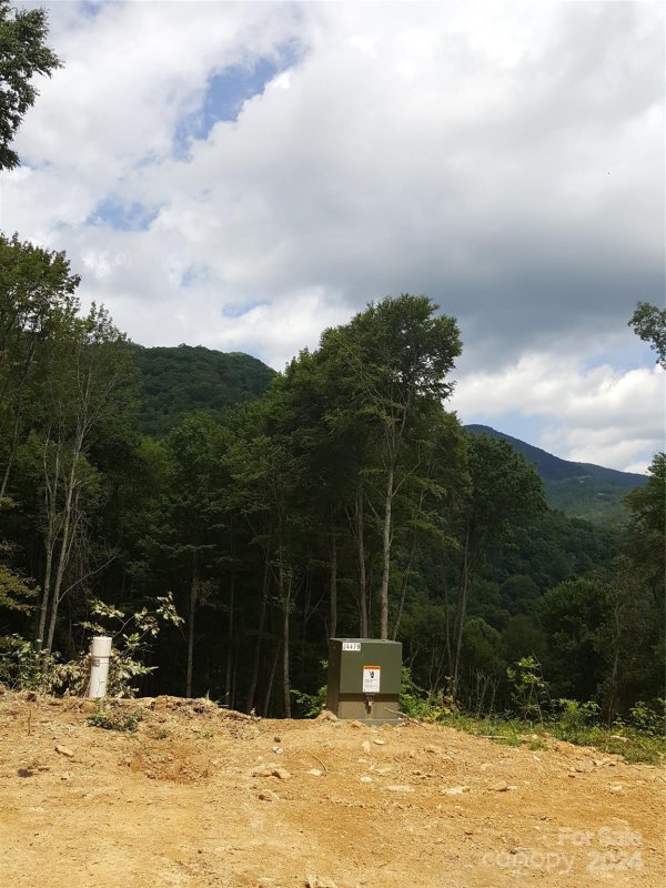 Property image 5 of 112 Tenderfoot Trail in Soco Falls, Maggie Valley, NC 28751