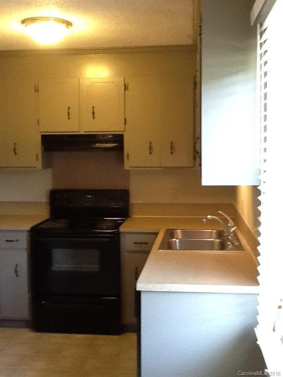 Property image 4 at 6900 Delta Lake Drive, Charlotte, NC 28215