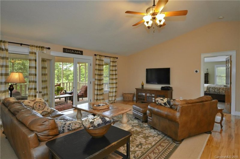 Property image 4 at 312 Dalton Lane, Black Mountain, NC 28711