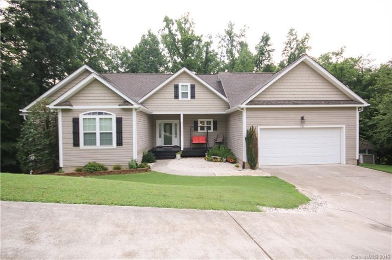 Property image 2 at 145 Wood Acre Drive, Mooresville, NC 28115