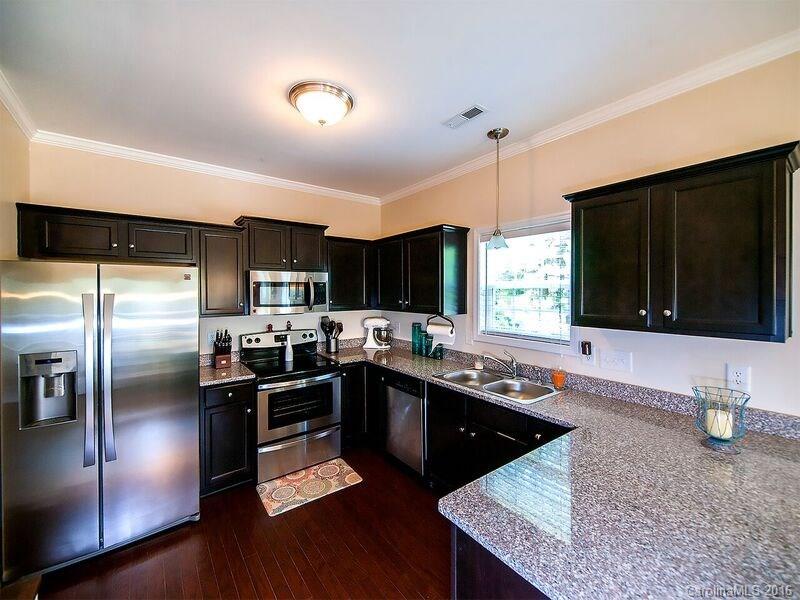 Property image 2 at 262 Makayla Court, Fort Mill, SC 29715