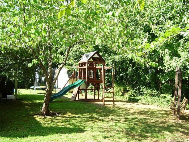 Property image 2 at 105 S Kayla Drive, Salisbury, NC 28146