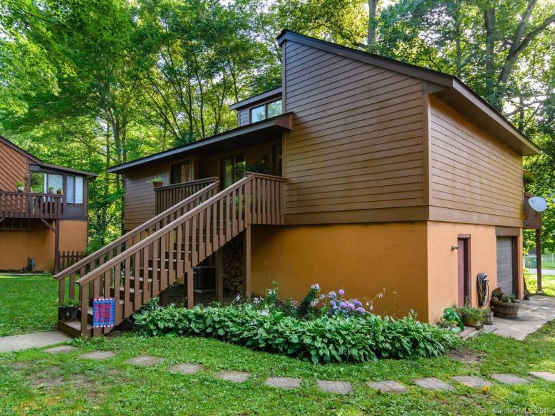 Property image 2 at 39 Wildwood Gardens Road, Fletcher, NC 28732