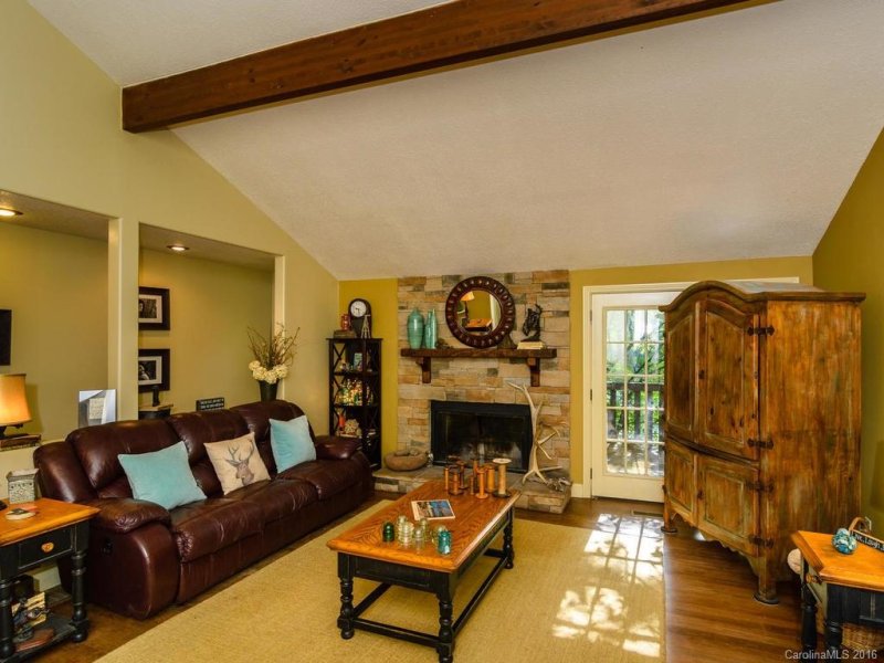 Property image 4 at 39 Wildwood Gardens Road, Fletcher, NC 28732