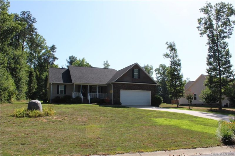 1115 Long Creek Lane