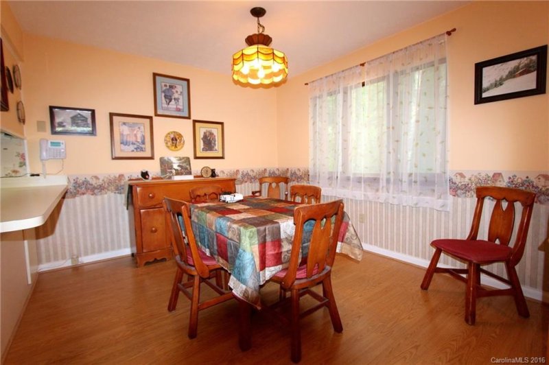 Property image 3 at 75 Maxine Lane, Hendersonville, NC 28739